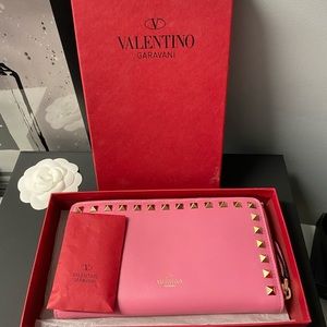 Valentino wallet